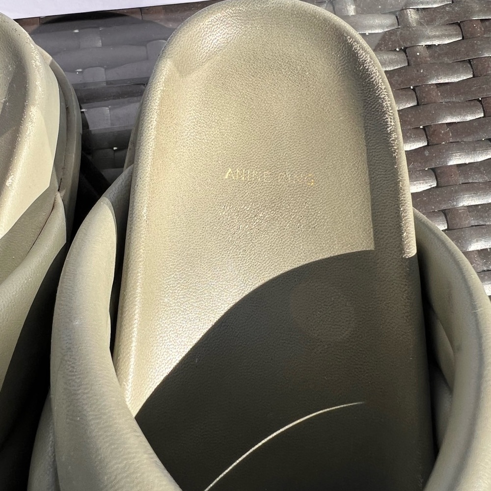 Anine Bing Lizzie flat sandals puffy straps, padded sole 100% lamb leather. - Picture 6 of 11